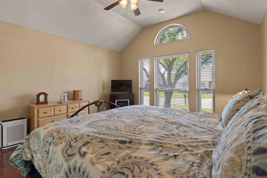 933 Calder Street, Howe, TX 75459 933 Calder Street, Howe, TX 75459