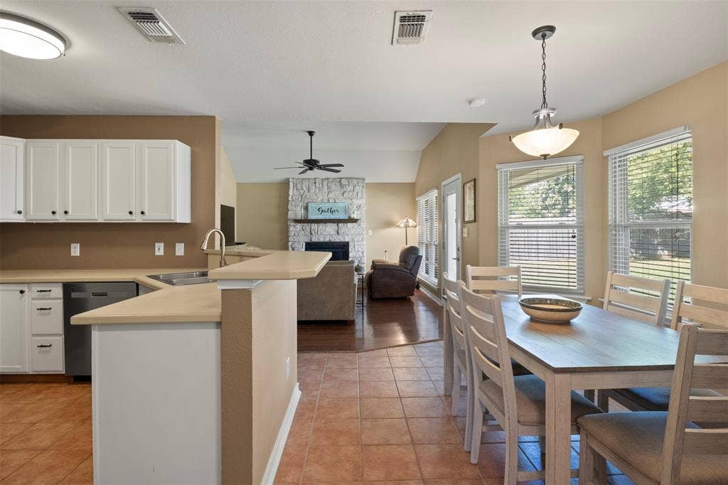 933 Calder Street, Howe, TX 75459 933 Calder Street, Howe, TX 75459