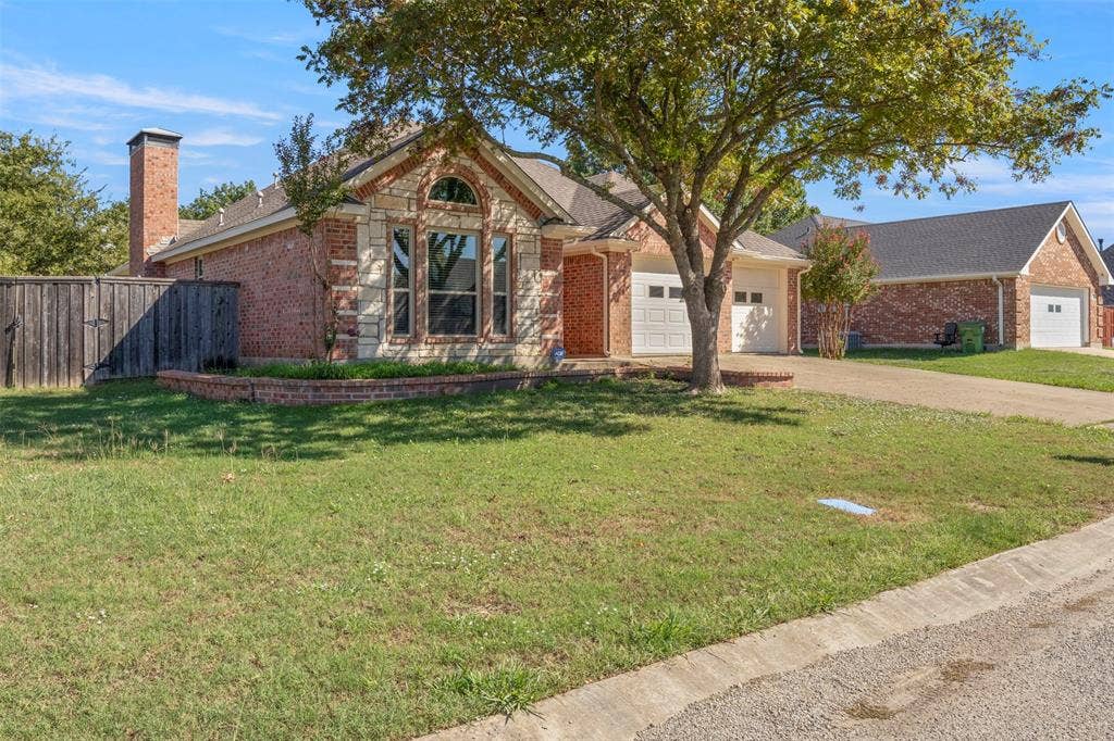 933 Calder Street, Howe, TX 75459 933 Calder Street, Howe, TX 75459