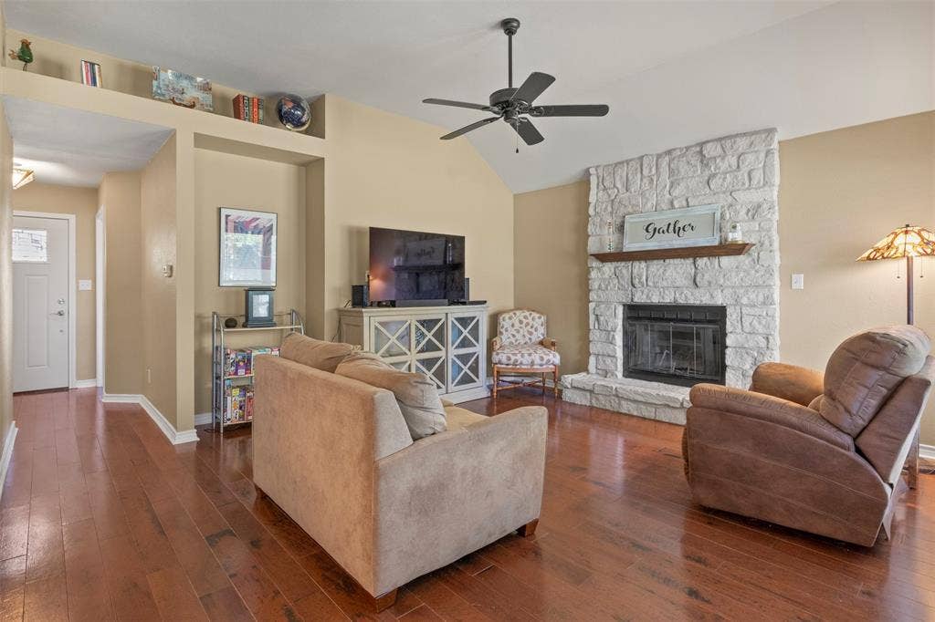 933 Calder Street, Howe, TX 75459 933 Calder Street, Howe, TX 75459