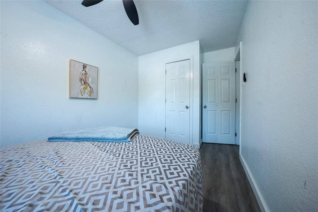 809 Broadus Avenue, Fort Worth, TX 76115 1st unit 809