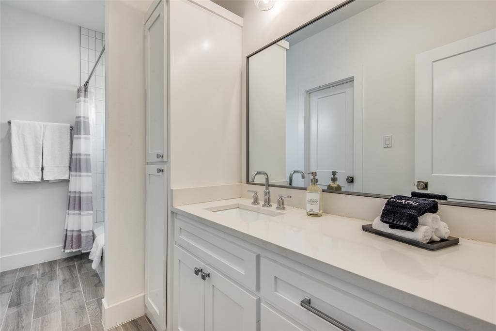 7500 Kaywood Drive, Dallas, TX 75209 7500 Kaywood Drive, Dallas, TX 75209