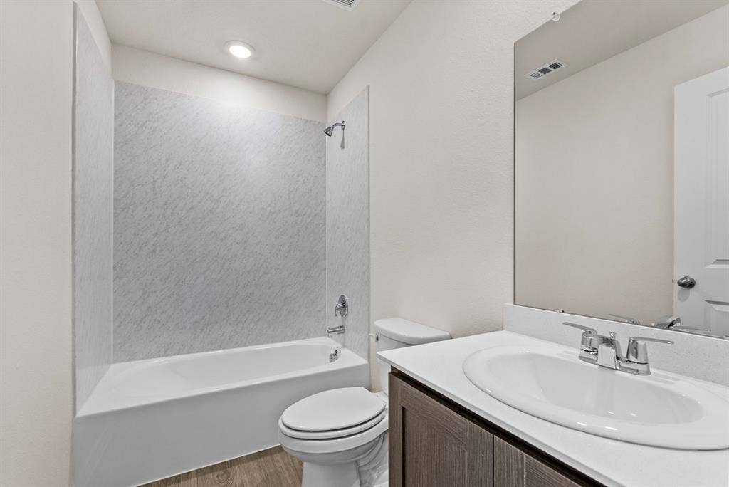 1811 Teton River Drive, Blue Ridge, TX 75424