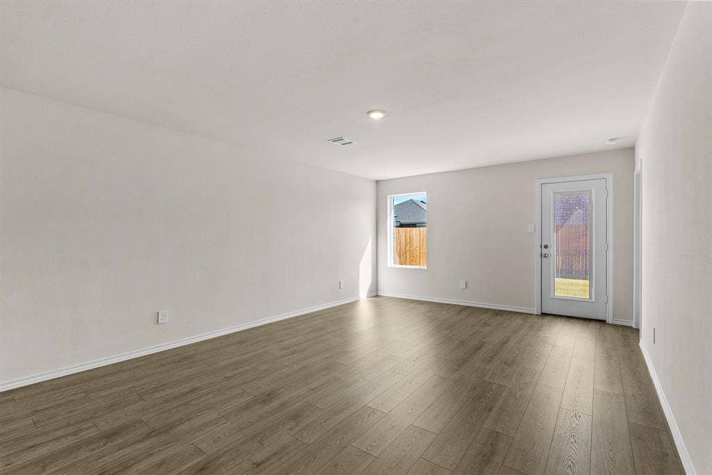 1811 Teton River Drive, Blue Ridge, TX 75424