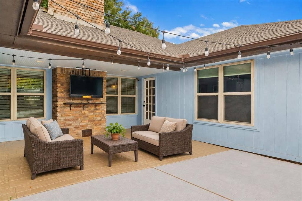 1919 Baylor Drive, Richardson, TX 75081 1919 Baylor Drive, Richardson, TX 75081