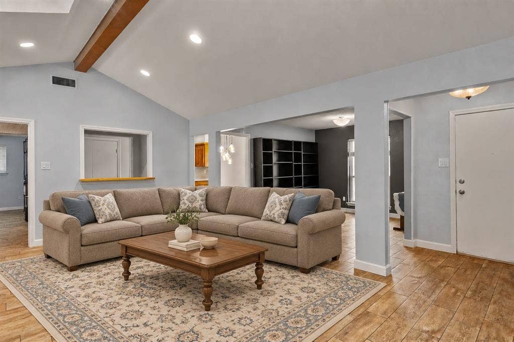 1919 Baylor Drive, Richardson, TX 75081 1919 Baylor Drive, Richardson, TX 75081