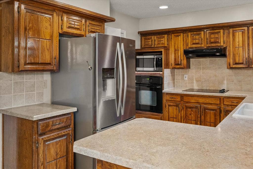 1919 Baylor Drive, Richardson, TX 75081 1919 Baylor Drive, Richardson, TX 75081