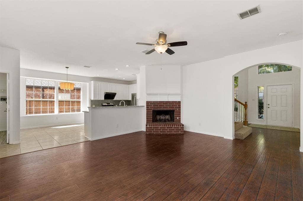 1422 Suzanne Drive, Allen, TX 75002 1422 Suzanne Drive, Allen, TX 75002