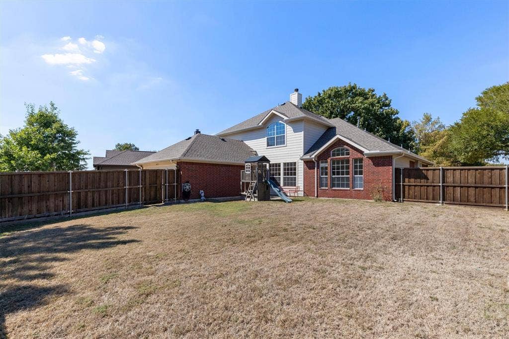 1422 Suzanne Drive, Allen, TX 75002 1422 Suzanne Drive, Allen, TX 75002