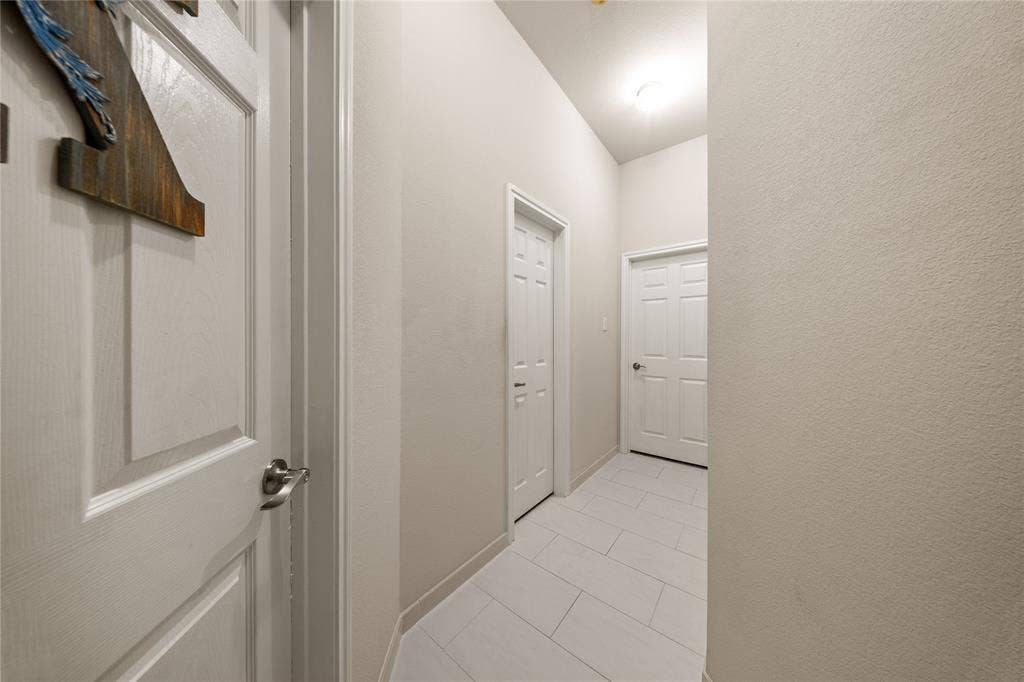 7043 Granville Court, Dallas, TX 75249 7043 Granville Court, Dallas, TX 75249