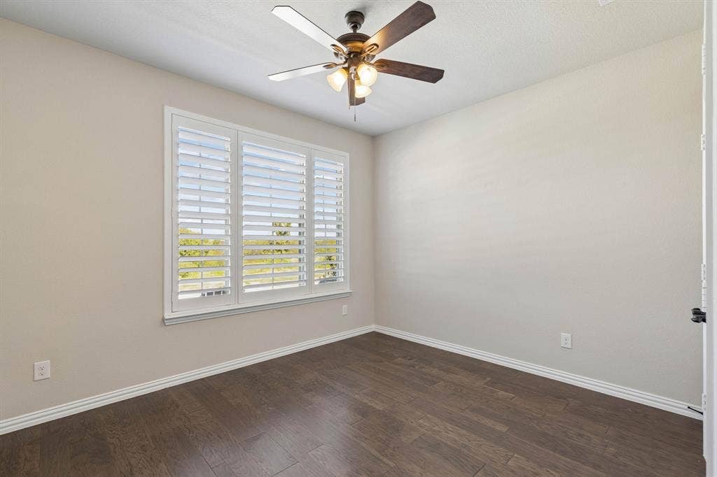 2113 Almassera Drive, Little Elm, TX 75068