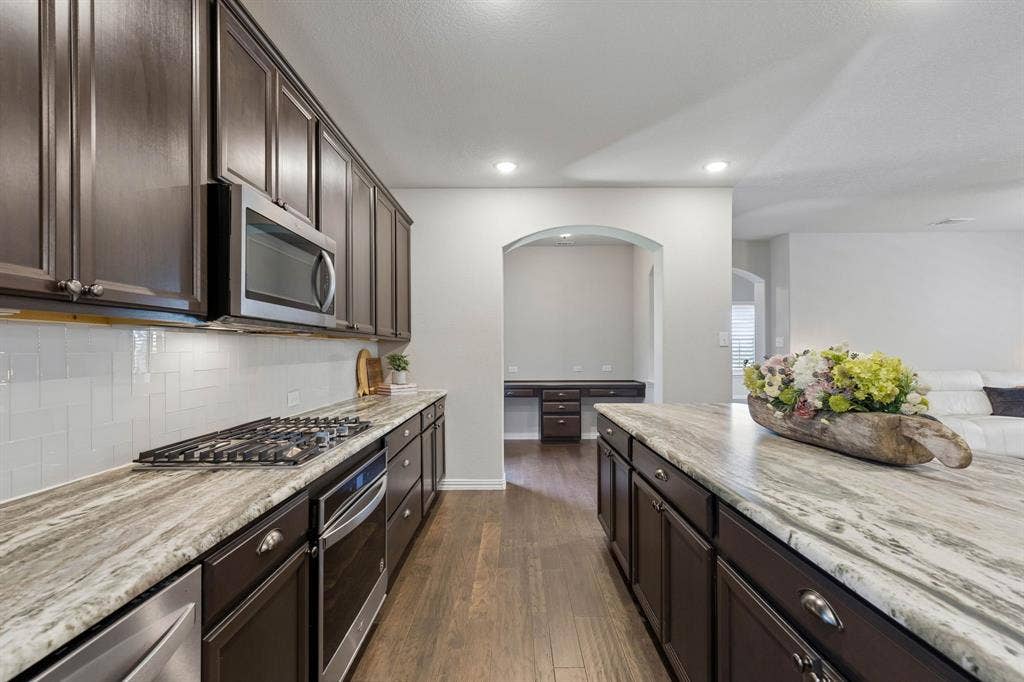 2113 Almassera Drive, Little Elm, TX 75068