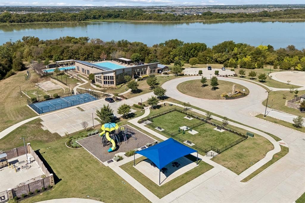 2113 Almassera Drive, Little Elm, TX 75068
