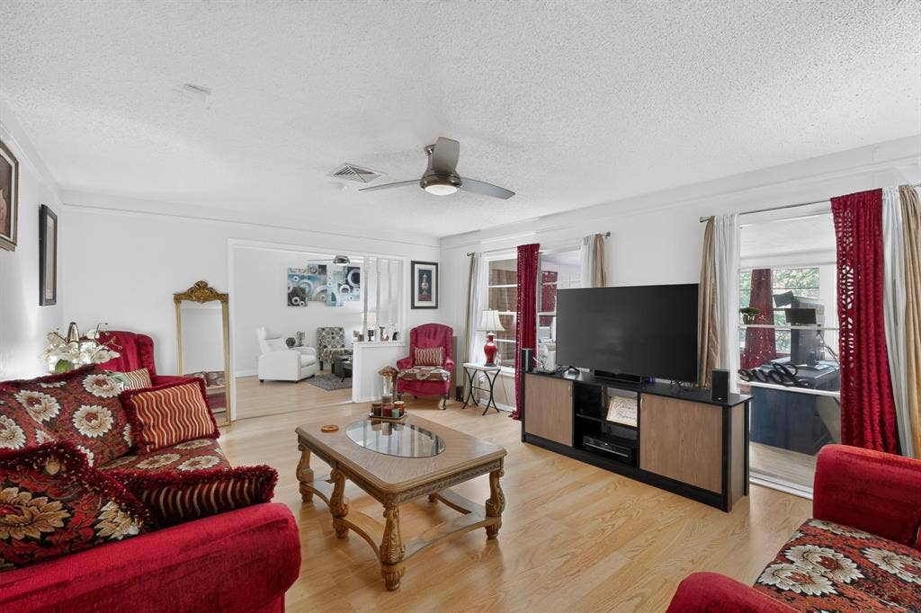 6905 Norma Street, Fort Worth, TX 76112 6905 Norma Street, Fort Worth, TX 76112