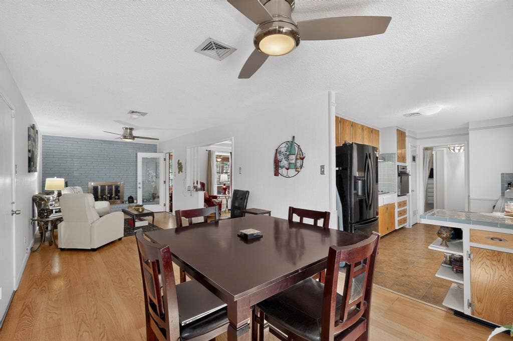6905 Norma Street, Fort Worth, TX 76112 6905 Norma Street, Fort Worth, TX 76112