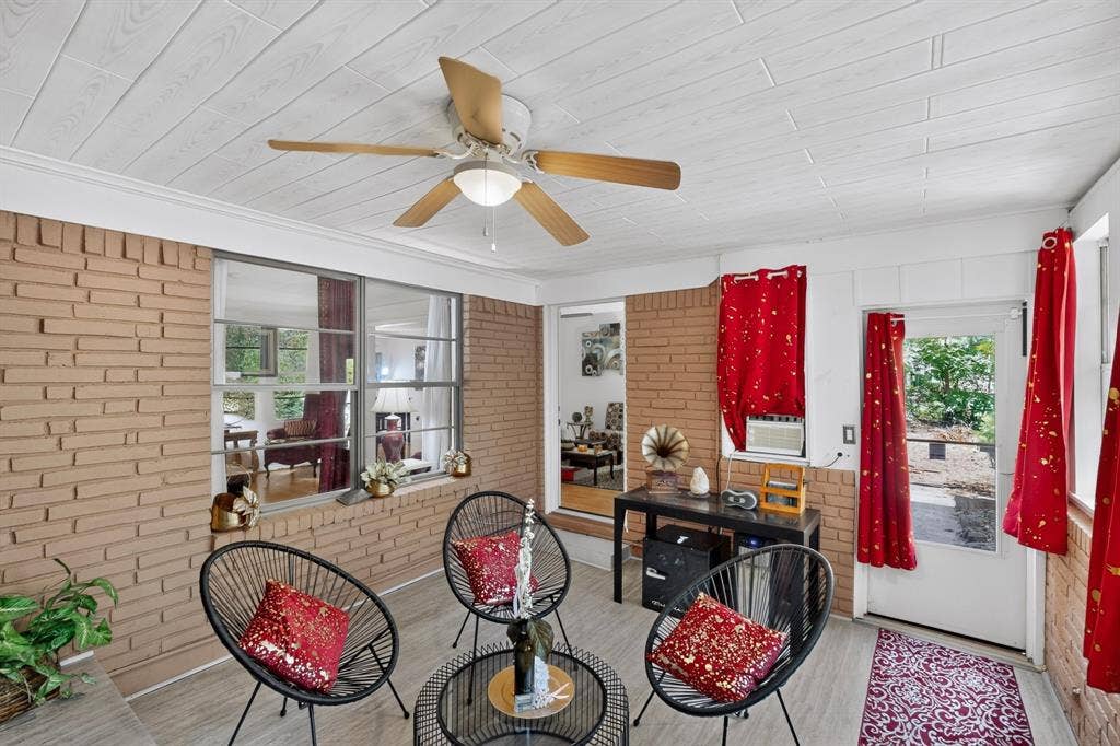 6905 Norma Street, Fort Worth, TX 76112 6905 Norma Street, Fort Worth, TX 76112