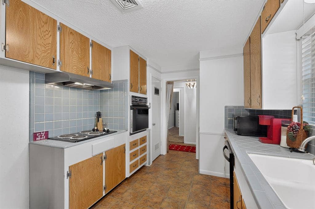 6905 Norma Street, Fort Worth, TX 76112 6905 Norma Street, Fort Worth, TX 76112