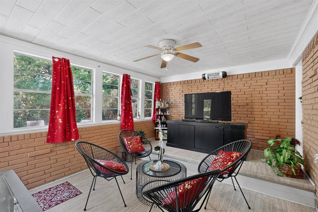 6905 Norma Street, Fort Worth, TX 76112 6905 Norma Street, Fort Worth, TX 76112