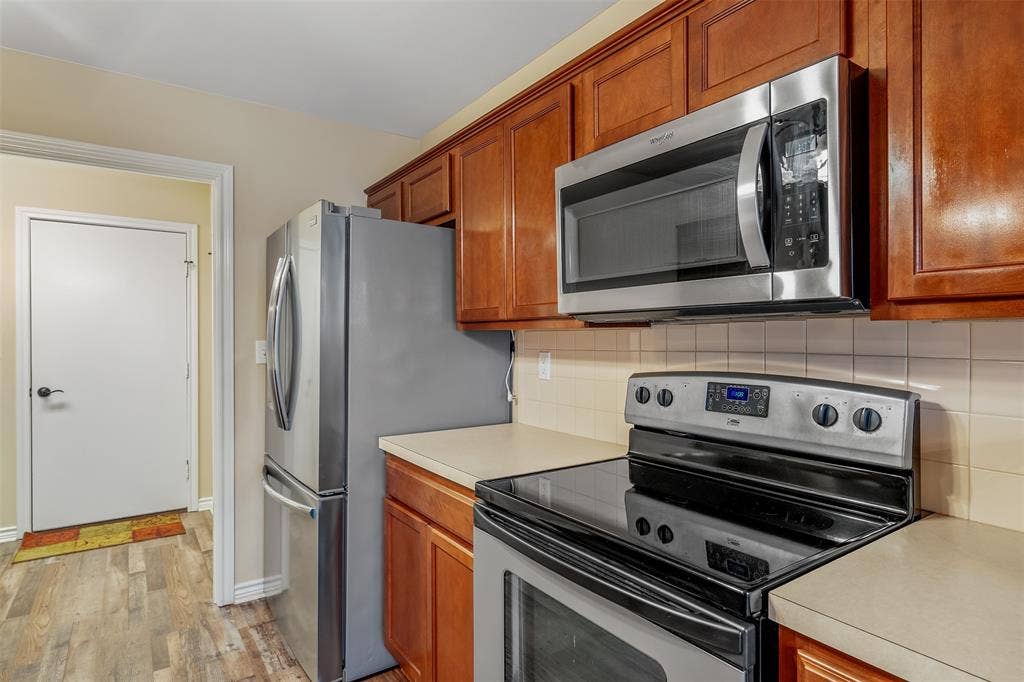 421 W Cumberland, #205, Tyler, TX 75703 421 W Cumberland, #205, Tyler, TX 75703