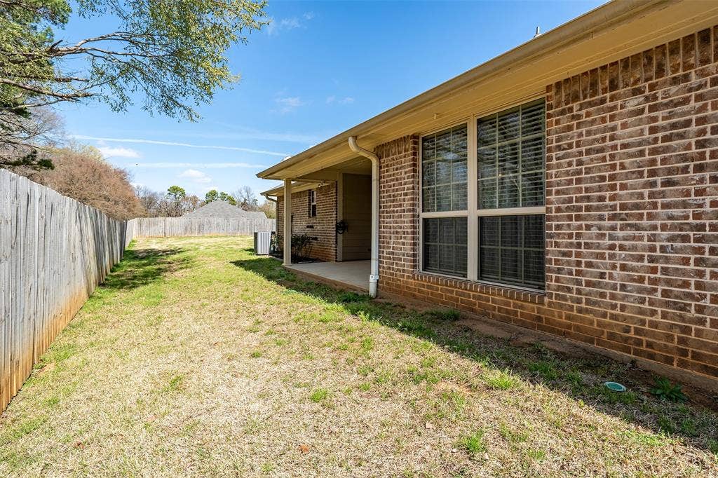 421 W Cumberland, #205, Tyler, TX 75703 421 W Cumberland, #205, Tyler, TX 75703