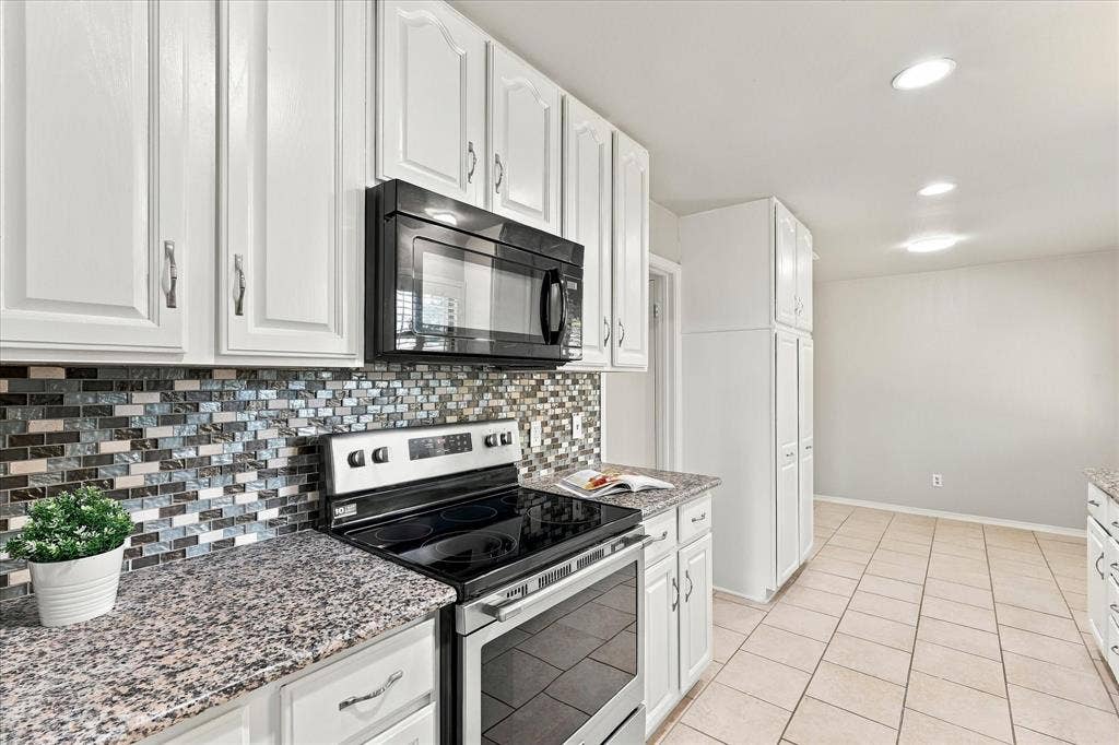 107 Creek Courts Drive, Trophy Club, TX 76262