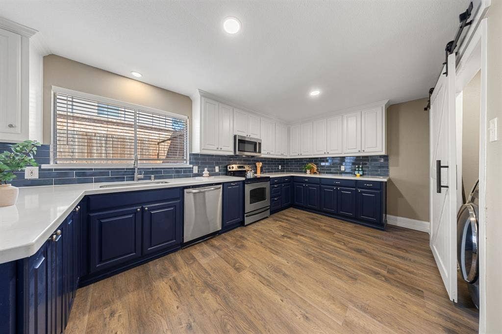 9735 Queenswood Lane, Dallas, TX 75238 9735 Queenswood Lane, Dallas, TX 75238
