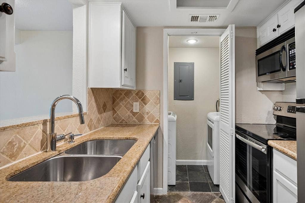 3815 Holland Avenue, #1, Dallas, TX 75219 3815 Holland Avenue, #1, Dallas, TX 75219