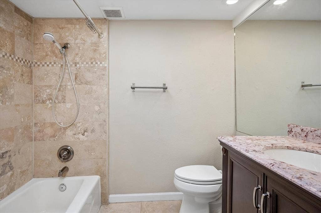 3815 Holland Avenue, #1, Dallas, TX 75219 3815 Holland Avenue, #1, Dallas, TX 75219