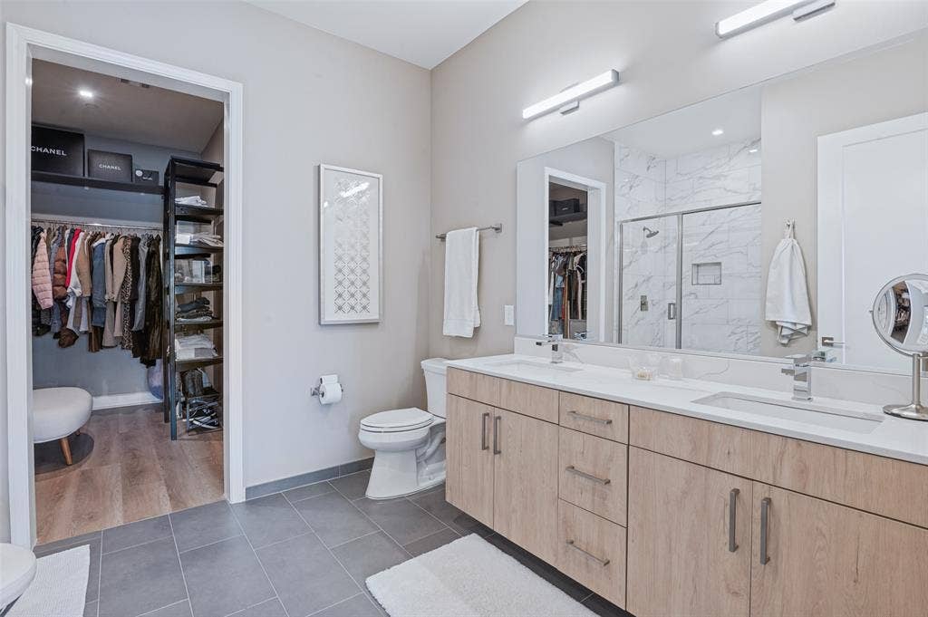 1901 S Harwood Street, #305, Dallas, TX 75215 1901 S Harwood Street, #305, Dallas, TX 75215