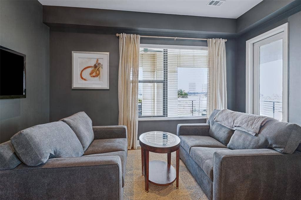 1901 S Harwood Street, #305, Dallas, TX 75215 1901 S Harwood Street, #305, Dallas, TX 75215