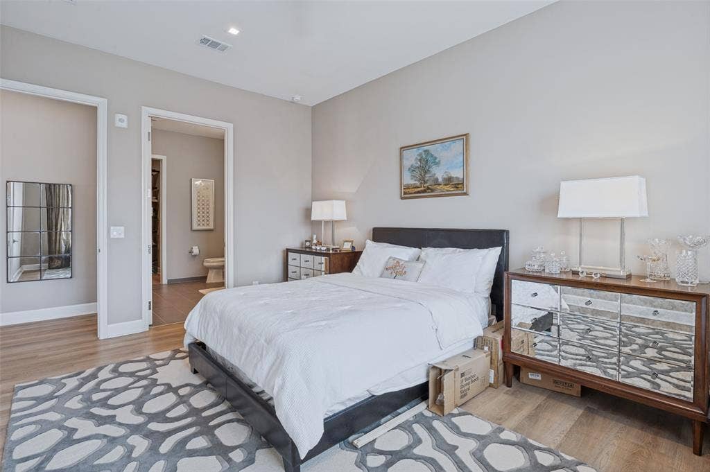 1901 S Harwood Street, #305, Dallas, TX 75215 1901 S Harwood Street, #305, Dallas, TX 75215