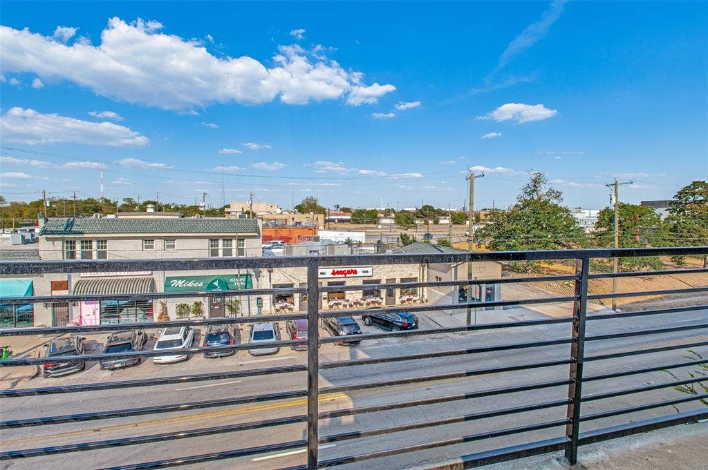 1901 S Harwood Street, #305, Dallas, TX 75215 1901 S Harwood Street, #305, Dallas, TX 75215