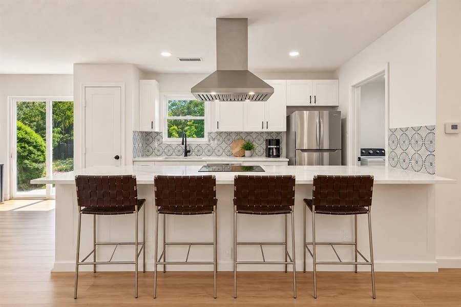 Property photo for 2620 Avenida Loop, Irving, TX