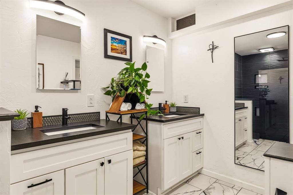 9639 Leaside Drive, Dallas, TX 75238 9639 Leaside Drive, Dallas, TX 75238