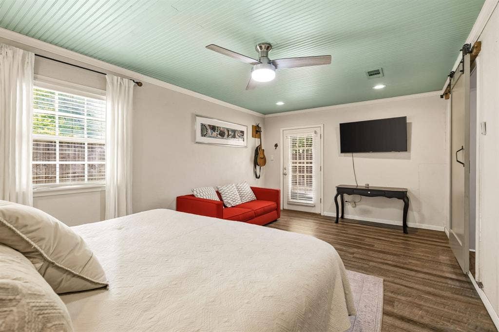 9639 Leaside Drive, Dallas, TX 75238 9639 Leaside Drive, Dallas, TX 75238
