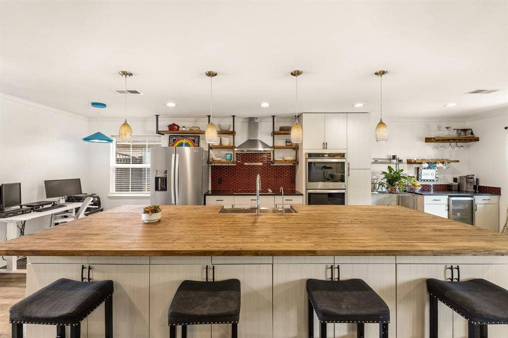 9639 Leaside Drive, Dallas, TX 75238 9639 Leaside Drive, Dallas, TX 75238
