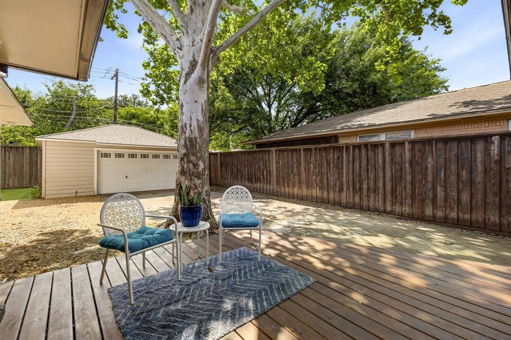 9639 Leaside Drive, Dallas, TX 75238 9639 Leaside Drive, Dallas, TX 75238