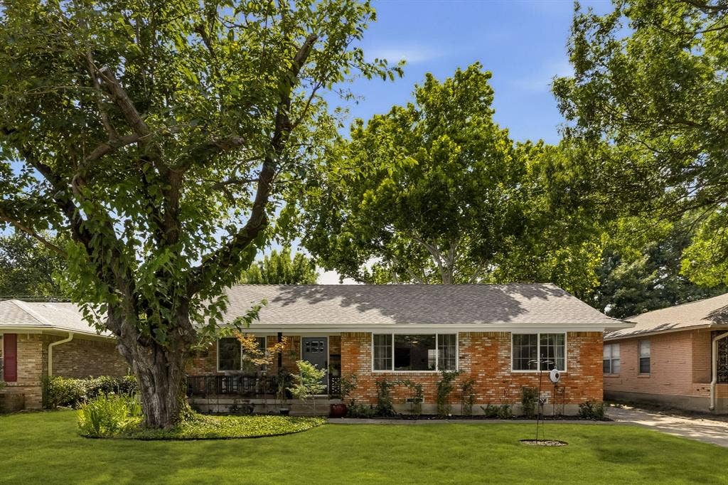 9639 Leaside Drive, Dallas, TX 75238 9639 Leaside Drive, Dallas, TX 75238