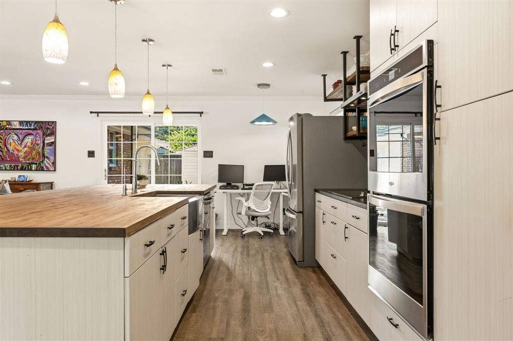 9639 Leaside Drive, Dallas, TX 75238 9639 Leaside Drive, Dallas, TX 75238