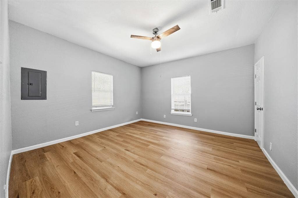 1207 Paul Quinn Street, Waco, TX 76704 1207 Paul Quinn Street, Waco, TX 76704