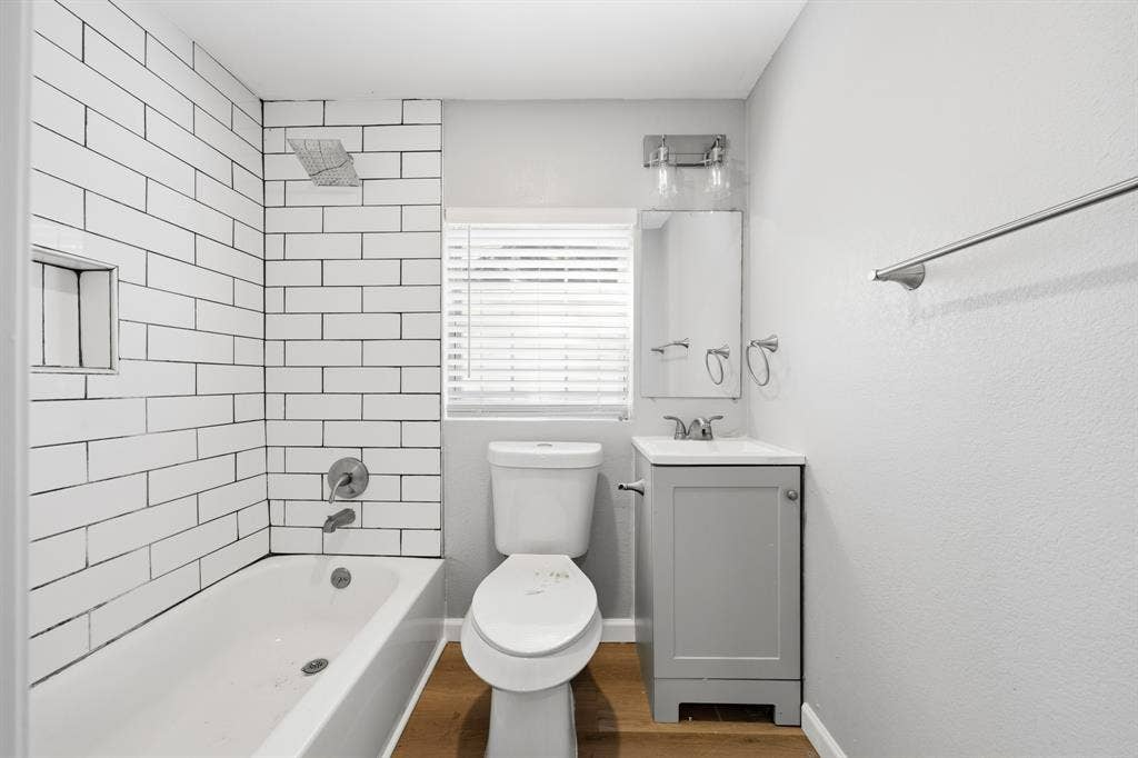 1207 Paul Quinn Street, Waco, TX 76704 1207 Paul Quinn Street, Waco, TX 76704