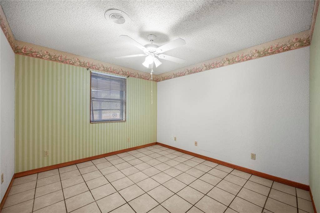 Guest Room #2