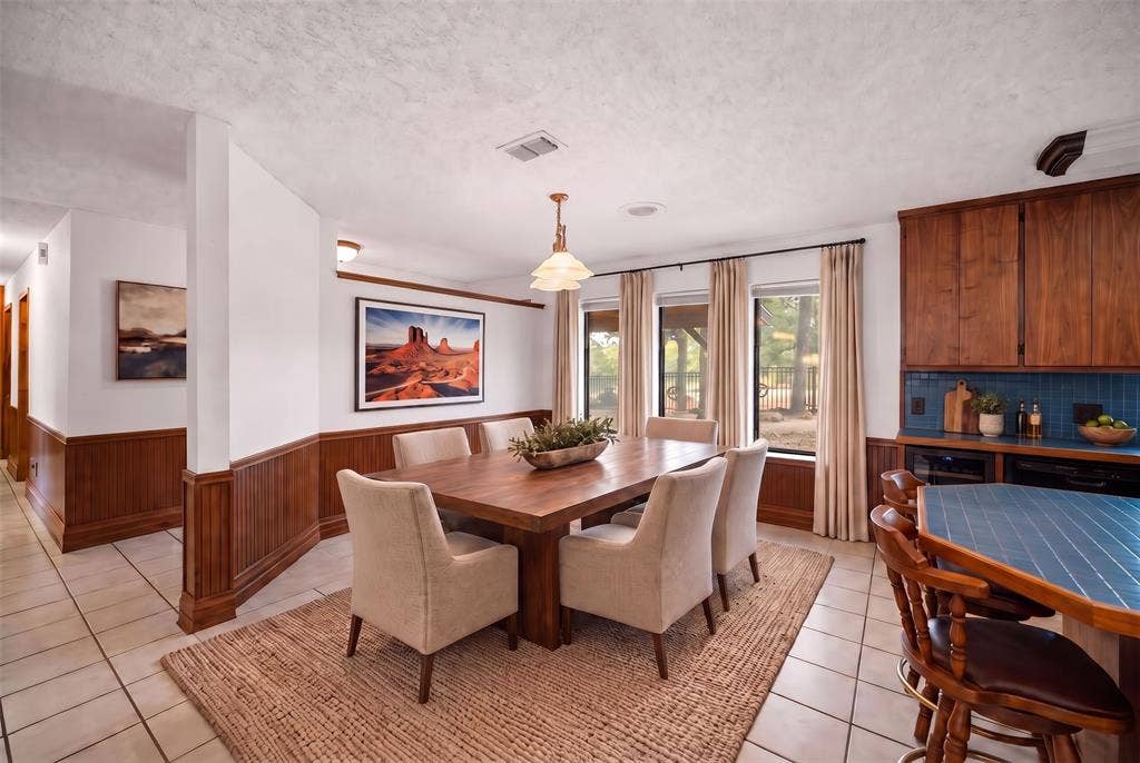 Virtually Staged Dining Area