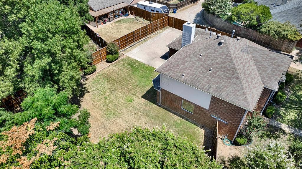 1101 Easton Lane, Allen, TX 75002 1101 Easton Lane, Allen, TX 75002