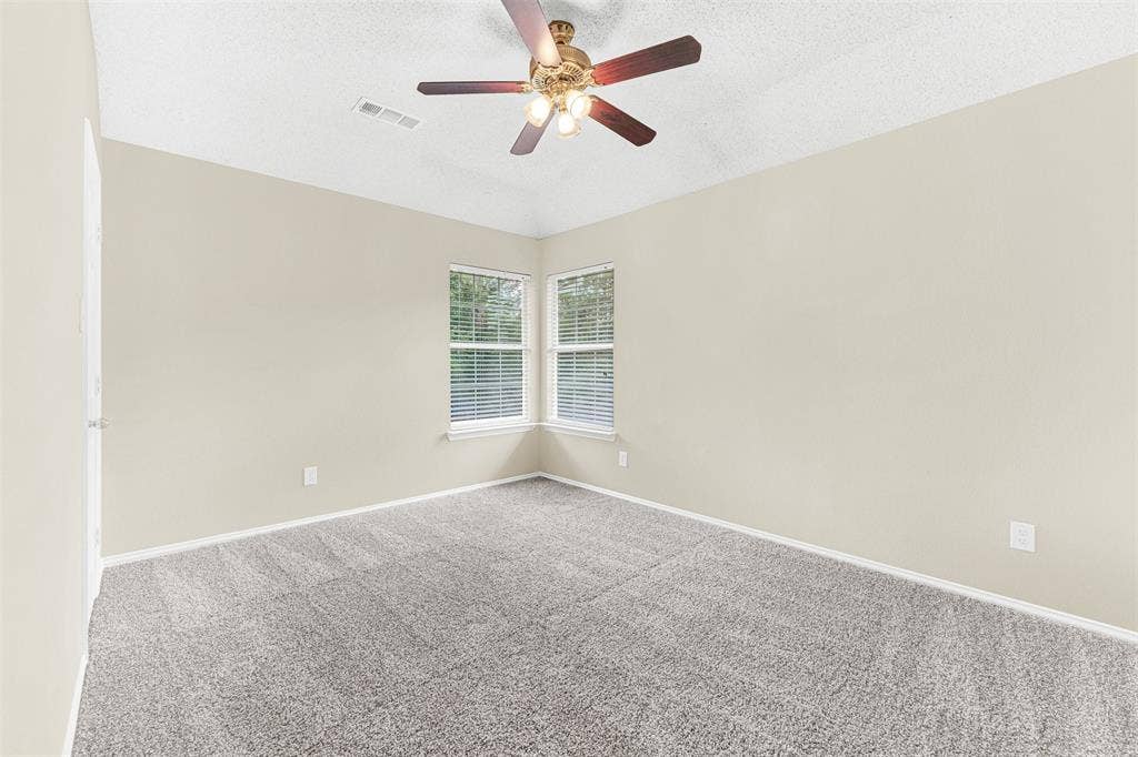 1101 Easton Lane, Allen, TX 75002 1101 Easton Lane, Allen, TX 75002