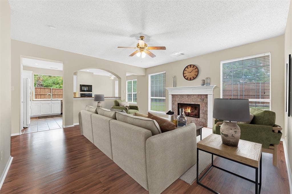 1101 Easton Lane, Allen, TX 75002 Virtually Staged