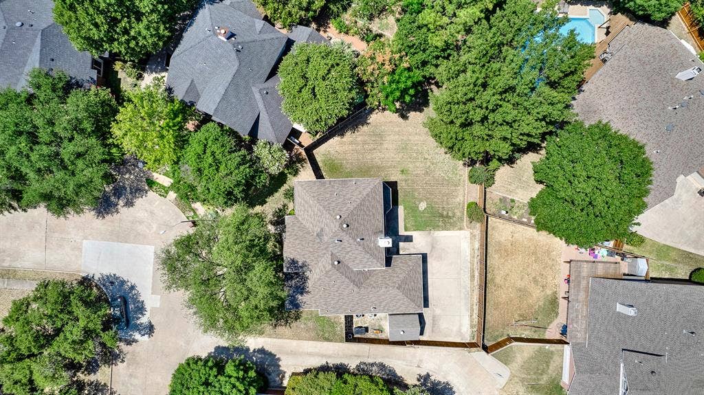 1101 Easton Lane, Allen, TX 75002 1101 Easton Lane, Allen, TX 75002