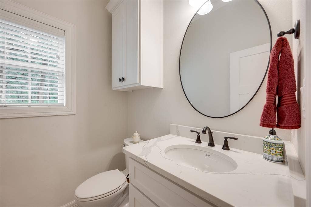 3113 Shadow Pine Drive, Larue, TX 75770 3113 Shadow Pine Drive, Larue, TX 75770