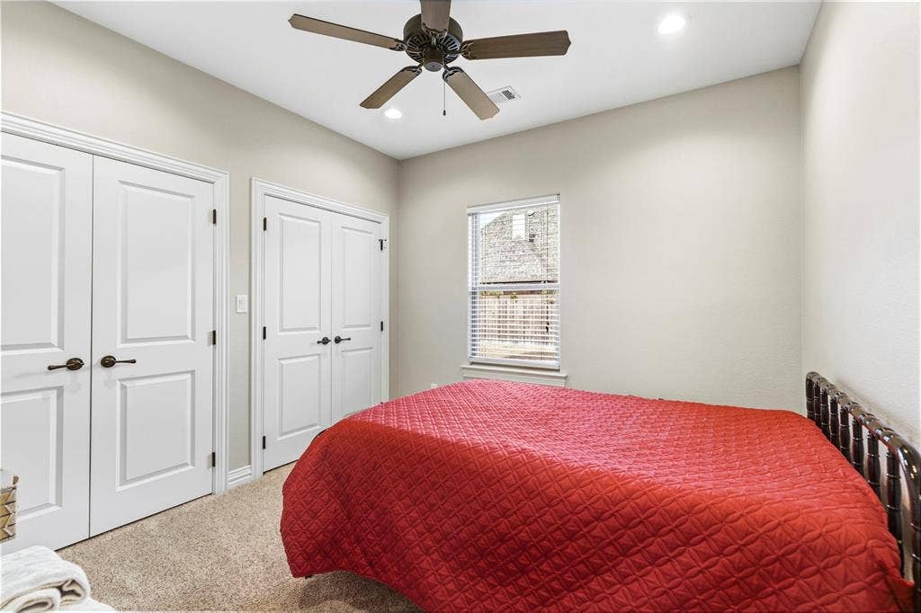 1037 Addison Avenue, Pottsboro, TX 75076