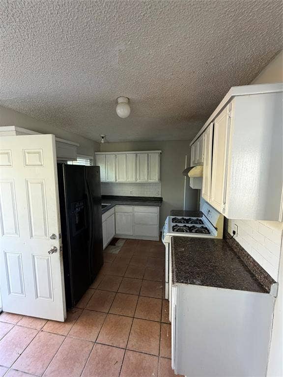 12220 Holt Drive, Dallas, TX 75218 12220 Holt Drive, Dallas, TX 75218